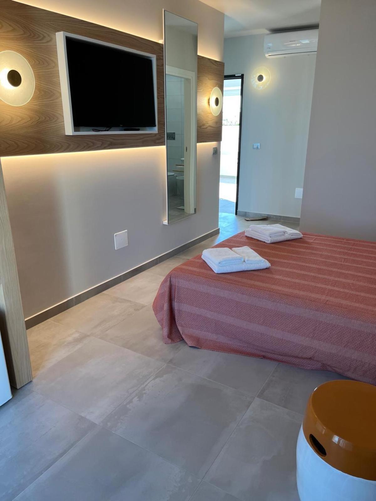 Hotel Bahiamar Torre Lapillo Esterno foto